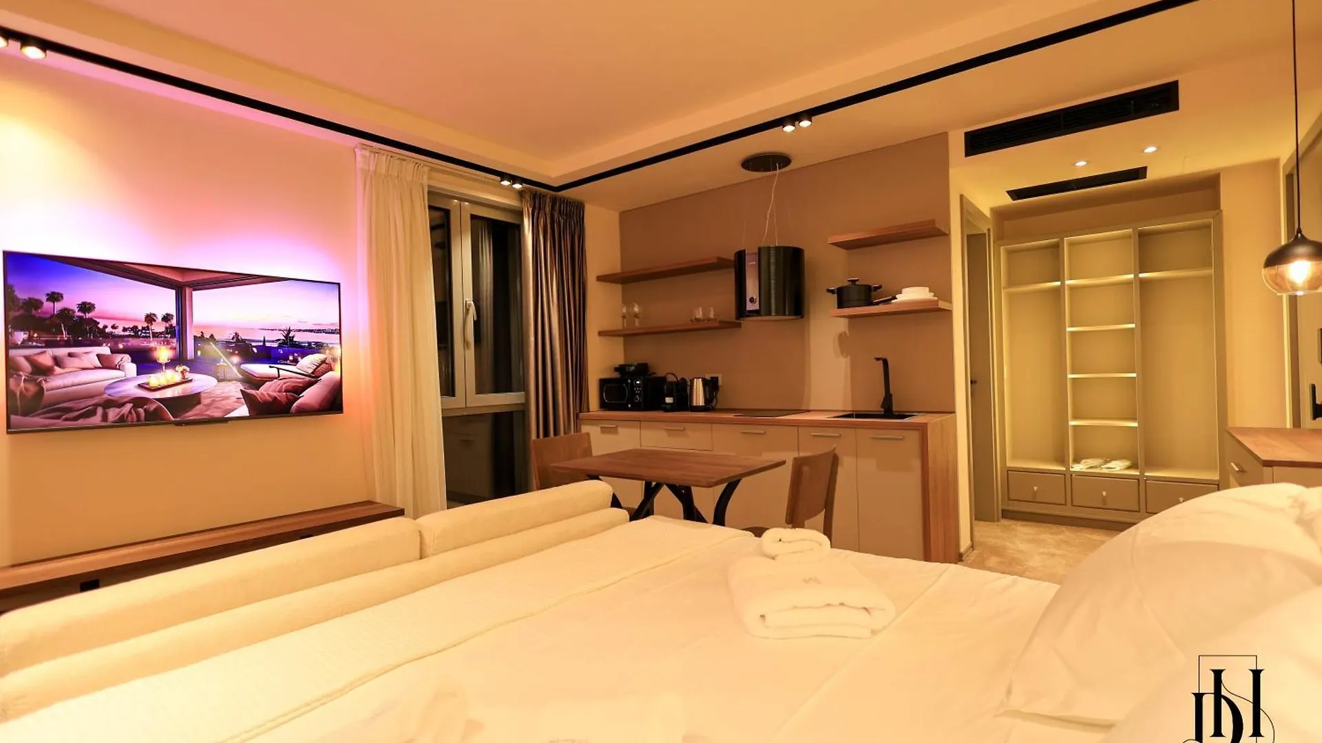 Deha Rooms & Apartments Tirana Hotel