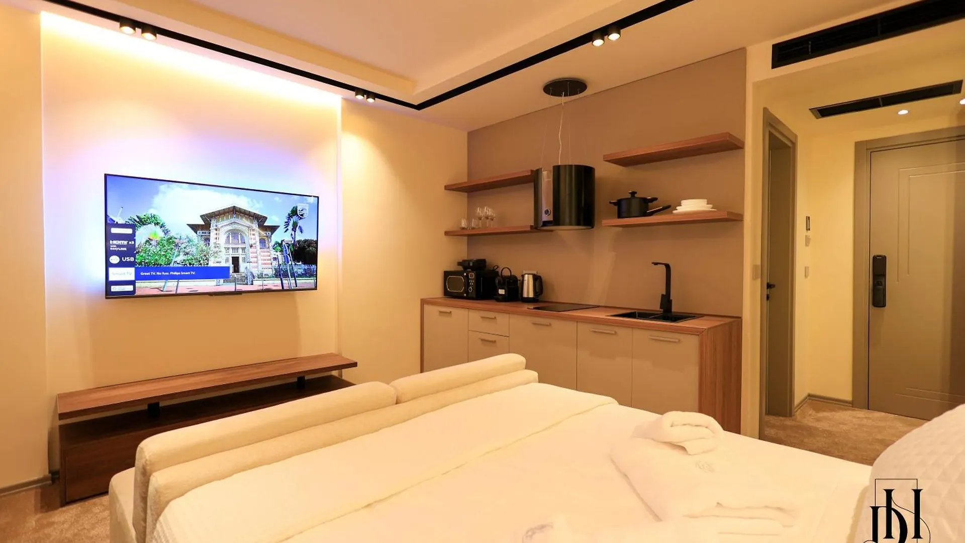Deha Rooms & Apartments Tirana 0*,  Albania